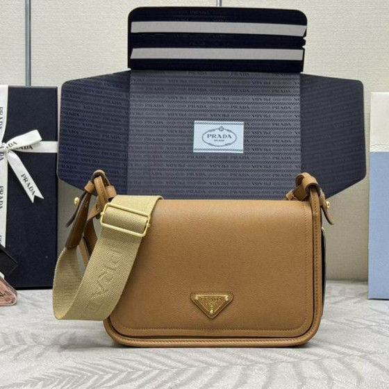 1BD372 24X15X8cm YG 2colour